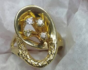 Beautiful Vintage Estate Ring.