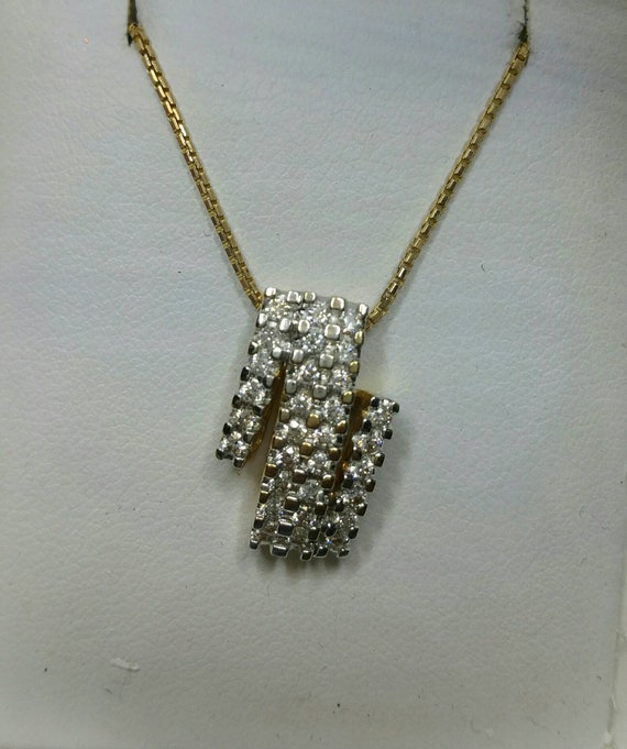 Estate jewelry diamond pendant necklace