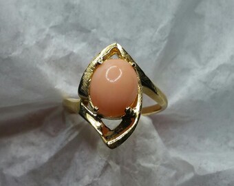 Ladies Coral Estate Ring