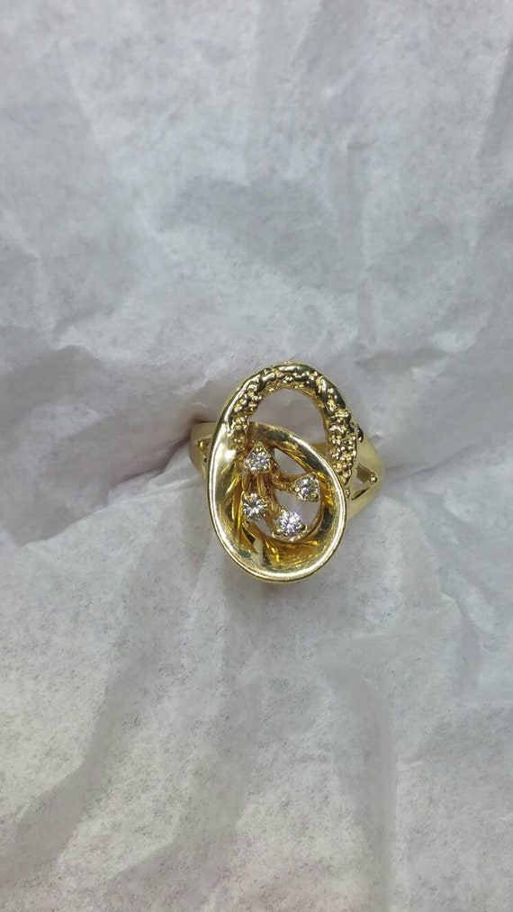 Beautiful Vintage Estate Ring. - image 4