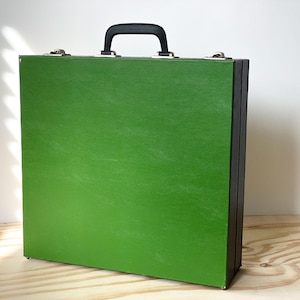 vintage Cheney England vinyle 12 pouces Records vert cas | Vintage Maleta de Vinilo des années 60 | Valise vintage en vinyle | Skivfodral en vinyle vintage