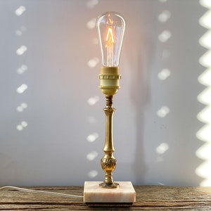 Vintage Brass Table Lamp Stand on Marble Base,Hollywood Regency Lamp Stand,70S Pied de lampe en laiton,Soporte de lámpara de latón,황동 램프 스탠드 image 1
