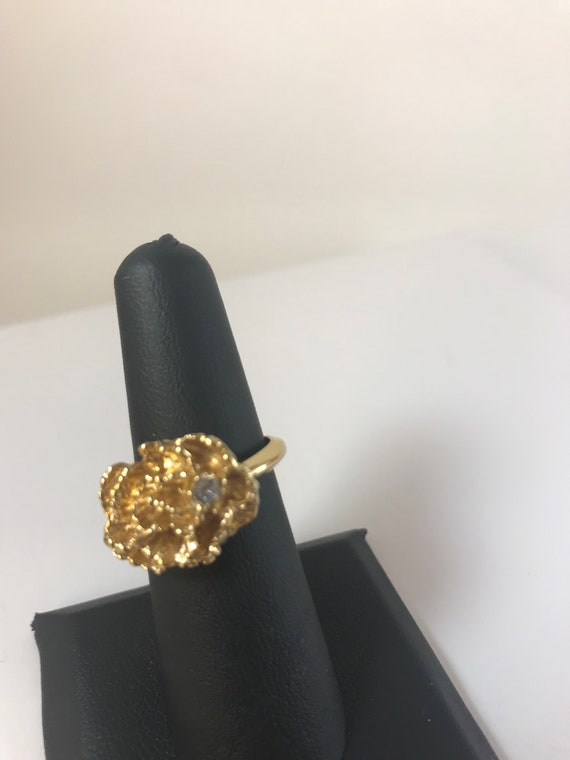 Vintage Goldtone Flowering Ring - image 1