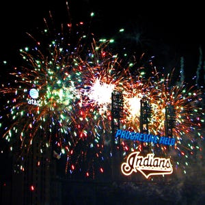 Cleveland Graduierung Field Ballpark Fotografie Feuerwerk Nacht 2008 Digitaler Download MLB Baseball