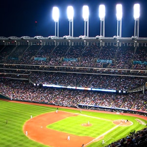 Cleveland Indians Graduierung Feld Nachtspiel Fotografie Digitaler Download MLB Baseball