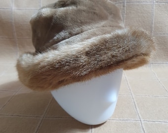 Vintage Nagy Hüte Wien Woman's Faux Fur Hat