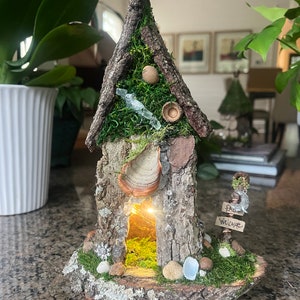 Kleines handgemachtes Feenhaus, maßgeschneidertes Geschenk, persönliches Geschenk, Feen Geschenke, Geburtstagsgeschenke für sie, Einweihungsgeschenk, Feengarten Accessoire