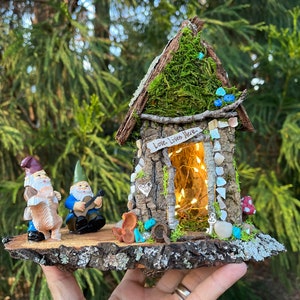 Kleines handgemachtes Gnom-Haus, maßgeschneidertes Geschenk, persönliches Geschenk, Feengartenzubehör, Geburtstagsgeschenk für sie, Einweihungsgeschenk, Feenhaus