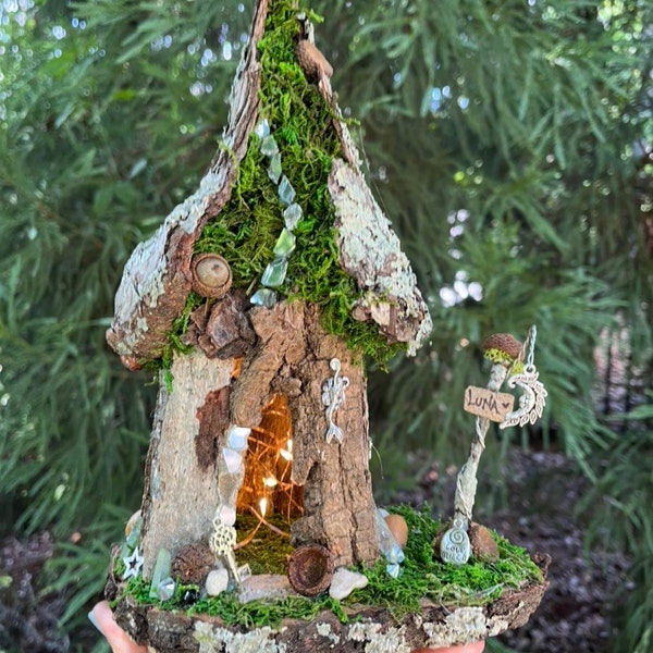 Handmade Fairy house, customized gift, personalized gift - Luna - Fairy lights (Optional)