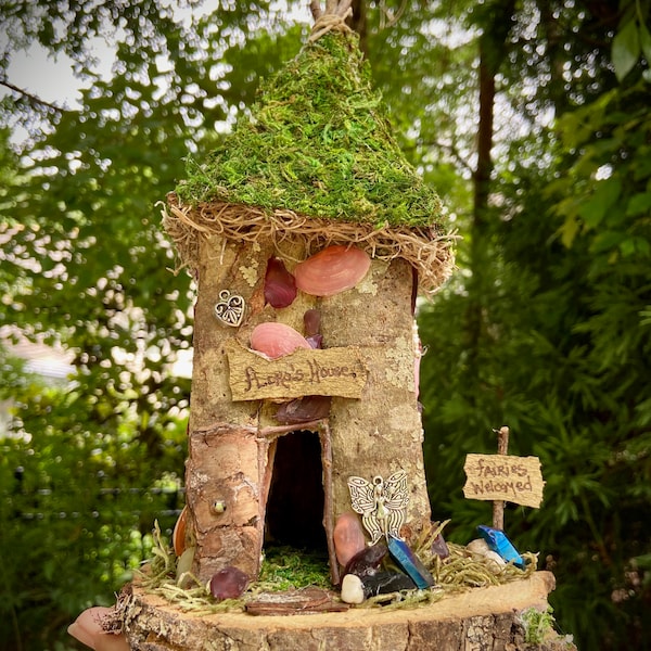 Small Fairy House, handmade fairy house, personalized gift, custom made - Flora’s House - Fairies Welcomed - Fairy lights (Optional)