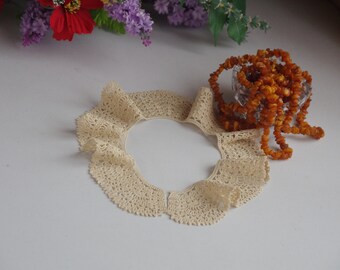 Handmade Crochet Collar – Vintage Style Detachable Cotton Lace Collar – Beige Crochet Neck Accessory for Dresses & Blouses