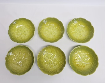 Juego de 6 cuencos japoneses vintage con forma de hoja de col, de mayólica verde, ideales para postres y decoración rústica.