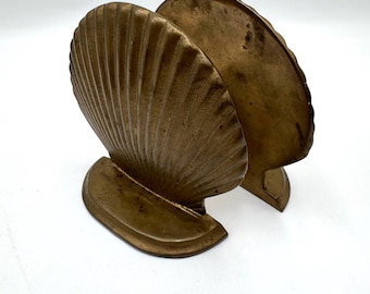 Brass Clam Shell Bookends Vintage Shell Bookends Shell Figurine Beach Decor