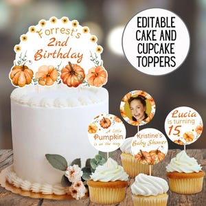 Puede incluir: Un pastel blanco y cupcakes con adornos con temática de calabaza. El adorno del pastel dice "Forrest's 2nd Birthday". Los adornos para cupcakes incluyen "A little Pumpkin is on the way" y "Kristine's Baby Shower."