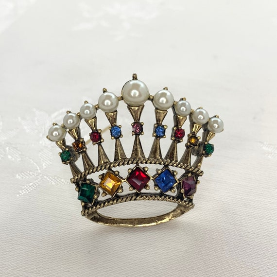 Vintage Brooch Crown Faux Pearls Multi Color Rhin… - image 1