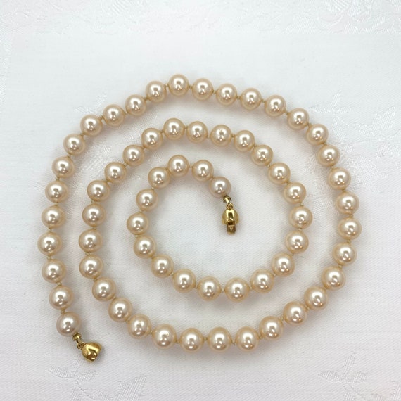 Vintage Monet Necklace Faux Pearls One Strand Cre… - image 3