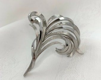 Vintage Trifari Brooch: Polished & Brushed Textured Finish Silver Tone Leaf Plant Signed Large