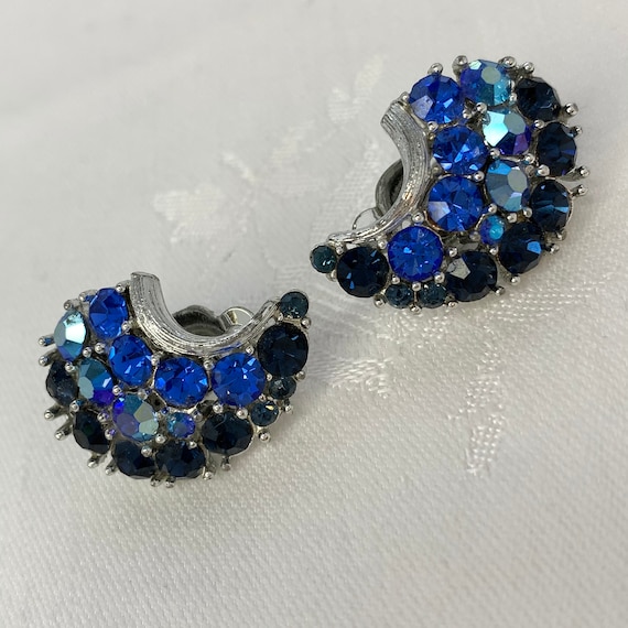 Vintage Lisner Earrings Aurora Borealis Rhineston… - image 2