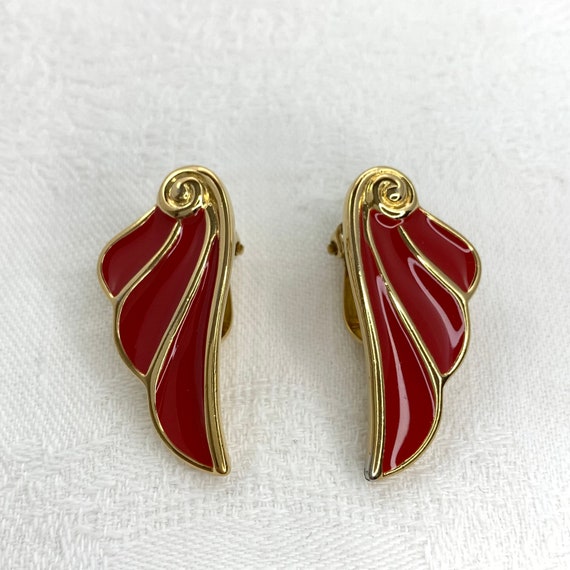 Vintage Trifari Earrings Red Enamel Wing Shape Cl… - image 7