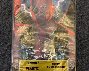 Vintage in package 90s WWF table cloth for party (stone cold, the rock, the undertaker)