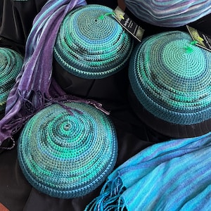 Blue & Green Variegated Kippot image 1