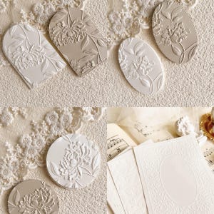 20 Pcs Embossed Paper