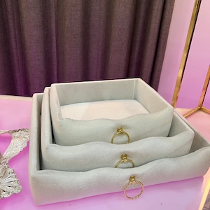 Plateau de présentation pour trousseau modèle zig zag anneau doré