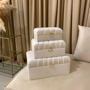 Boîte trousseau finition plissée