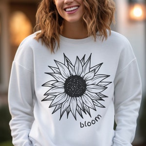 Bloom Sunflower Sweatshirt, Floral Sweatshirt, Flower Shirt, Garden Sweatshirt, Women&#39;s Sweatshirt, Sunflower Shirts, Women&#39;s Gift