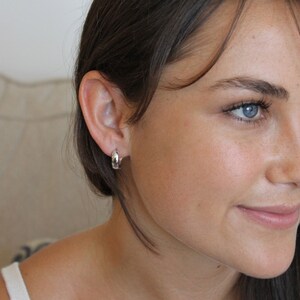 14k Gold Tube Hoops, Hinged Huggie Hoop Earrings image 7