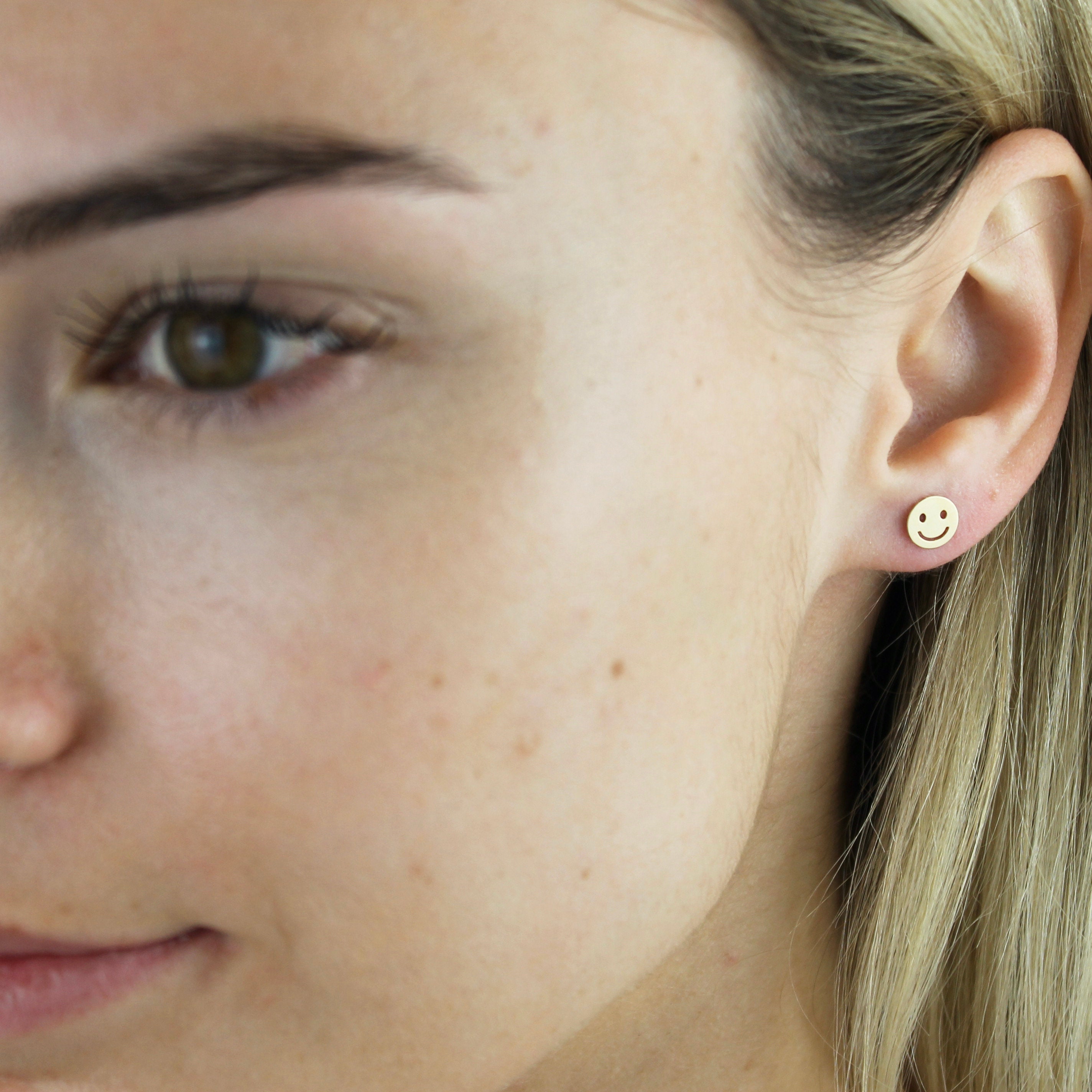 14k Gold Smiley Face Stud Earrings Smile Emoji Earrings Etsy