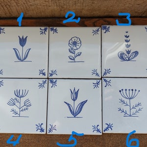 Hand painted Delft style blue ceramic tile with wild flower design. Dutch blue. Backsplash tile. Kitchen, bathroom decor, wall art zdjęcie 2