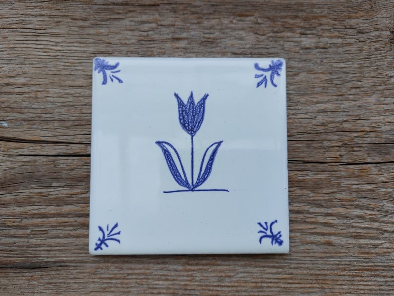 Hand painted Delft style blue ceramic tile with wild flower design. Dutch blue. Backsplash tile. Kitchen, bathroom decor, wall art Blue tulip
