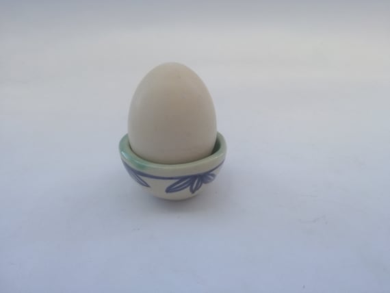 手作り陶器製エッグカップ：青い花柄陶器製エッグホルダー - Etsy 日本