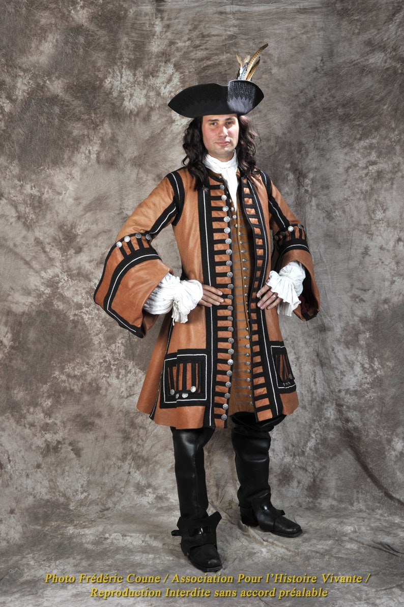 Costume d'époque louis XIV en cuir veste et gilet pirate corsaire Etsy France