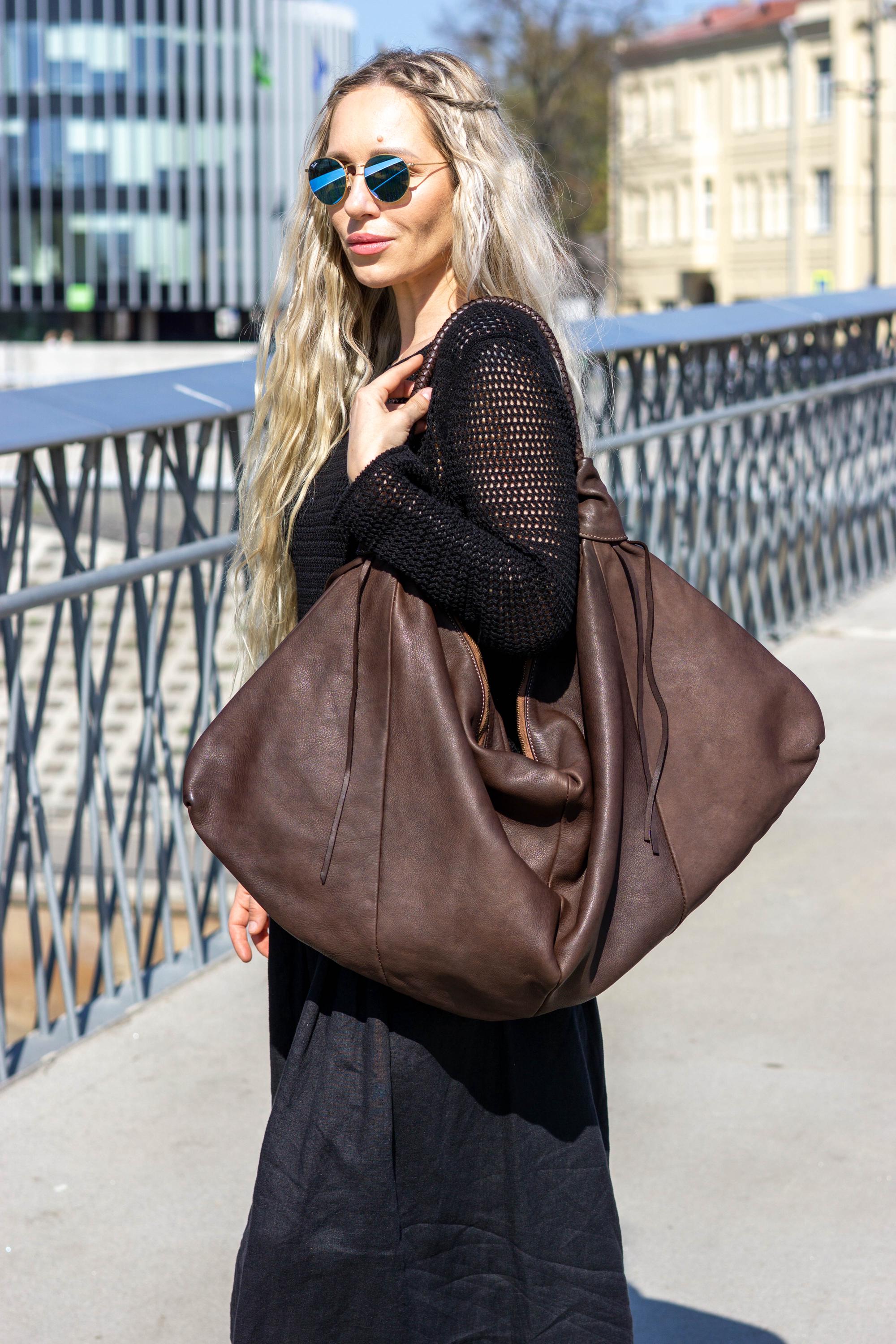 【関税込み】Big Hobo Bag - Rouje - Leather - Brown 3665385208693_MAIN_cbdf75124d.