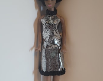 Dawn/Pippa doll sparkly silver metallic dress with crocheted trim