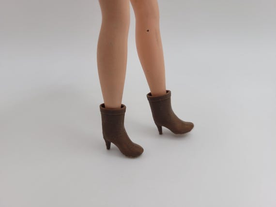 Dawn doll HEELED boots - Assorted colors!