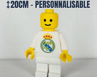 Figura Real Madrid 20cm - Futbolista - Nombre y número a elegir - Impresa en 3D.