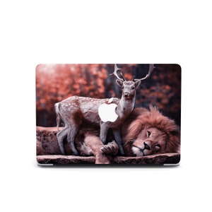 Lion and Deer Wild Animal Protective Sleeve Plastic Hard Case Cover for MacBook M4 Pro Air M4 Air M2 Pro 16 Pro 15 Retina display Shell Case
