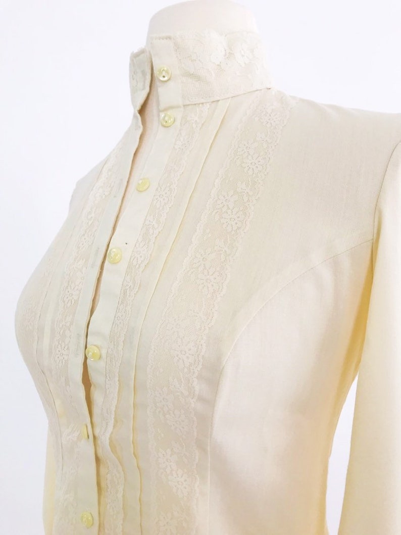 Vintage Jessica/'s Gunnies Cream Button Down Victorian Prairie Blouse