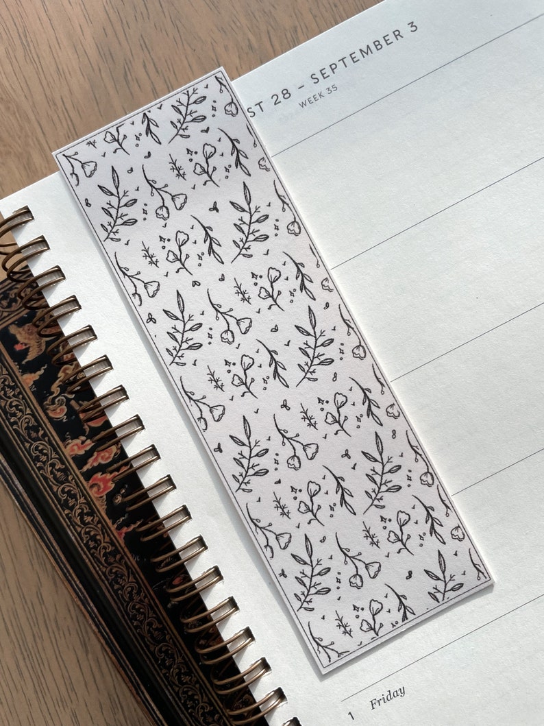 Vintage floral bookmark aesthetic, neutral image 2