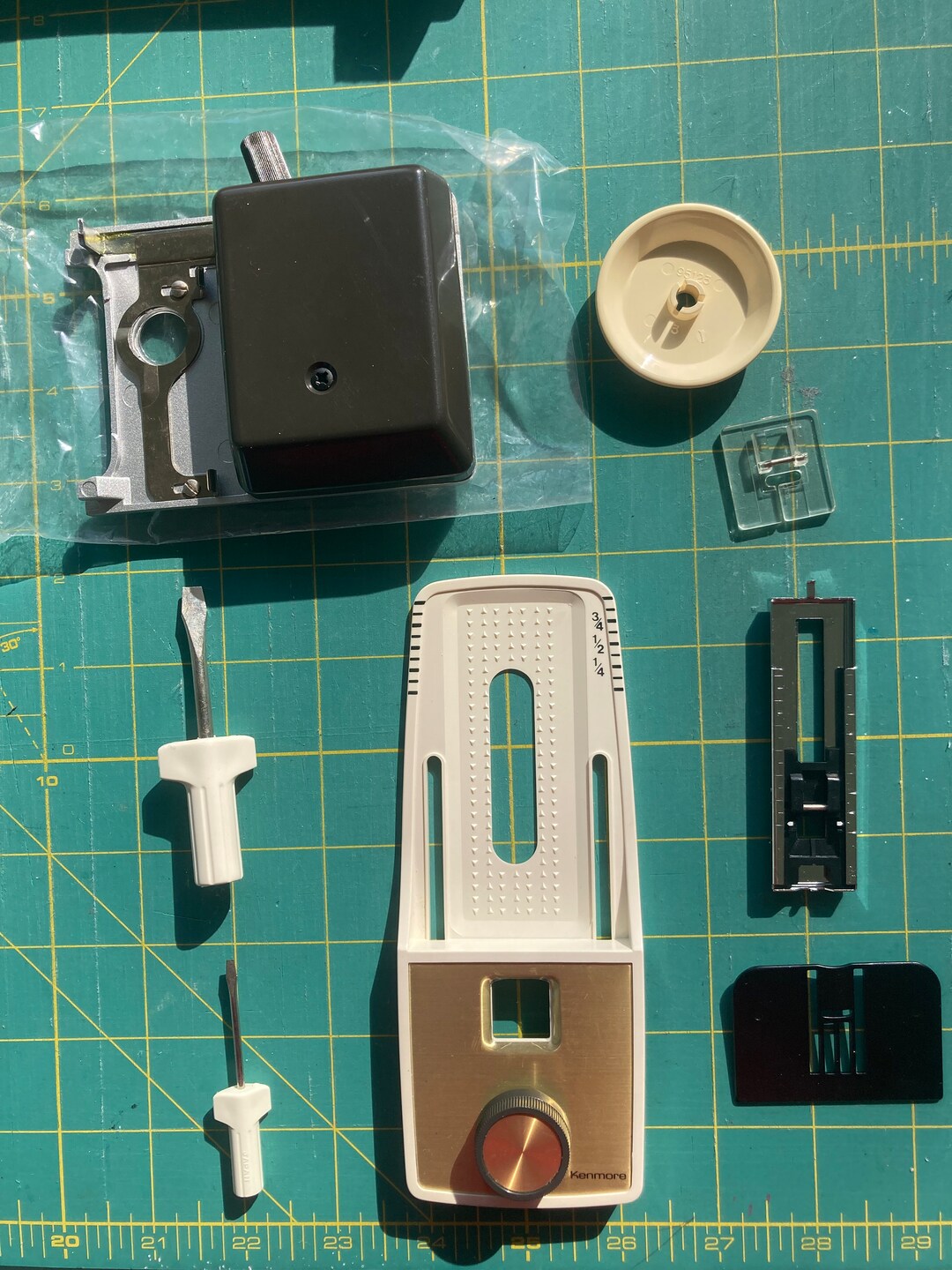 Vintage Kenmore Sewing Machine Buttonhole Kit Probably 1980s Vintage Etsy