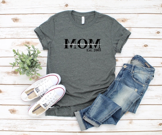 Custom Mom Tee with kids' names Personalized Mom T-Shirt | Etsy