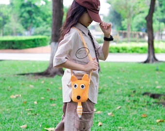 Gehäkelte Fuchstasche, gehäkelte Amigurumi-Fuchs-Geldbörse, handgemachte Tasche, gehäkelte Schultertasche, gehäkelte tierförmige Tasche, Kindergeldbeutel, einzigartiges Geschenk für sie