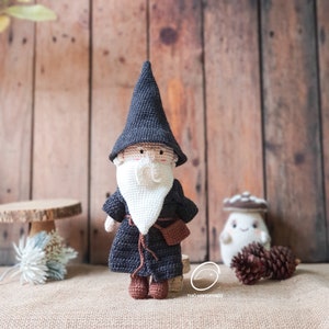 old wizard crochet amigurumi doll, amigurumi wizard, crochet wizard stuffed doll,  amigurumi doll, crochet handmade doll, baby shower gift