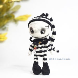 Jack Skellington gehäkelte Amigurumi Puppe, Häkelpuppe zu verkaufen. Amigurumi Gothic Puppe, Häkelpuppe gefüllt, Amigurumi Horror Puppe, Plüschtiere Bild 2