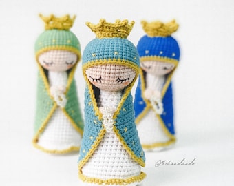 PATTERN: Blessed Virgin Mary crochet amigurumi, Virgin Mary amigurumi doll, stuffed doll, Our Lady of Grace crochet pattern (ENG)