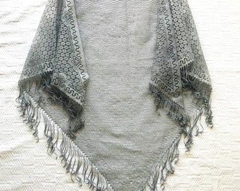 Gray shawl Triangle lace shawl Evening shawl lace Wedding shawl Gray scarf Floral shawl Gray lace wrap shawl with fringes Bohemian shawl