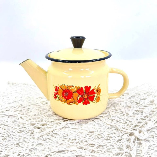 Vintage yellow enameled kettle pitcher 0.5 l Kitchen enamel coffee pot Metal teapot Kitchen container Country cottage Garden farmhouse decor
